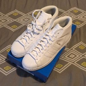 Adidas Pro Model Hi-Top (Size 9.5)